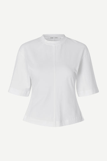 round neck short sleeve t shirt with centre seam and elbow length sleeve from Samsoe Samsoe