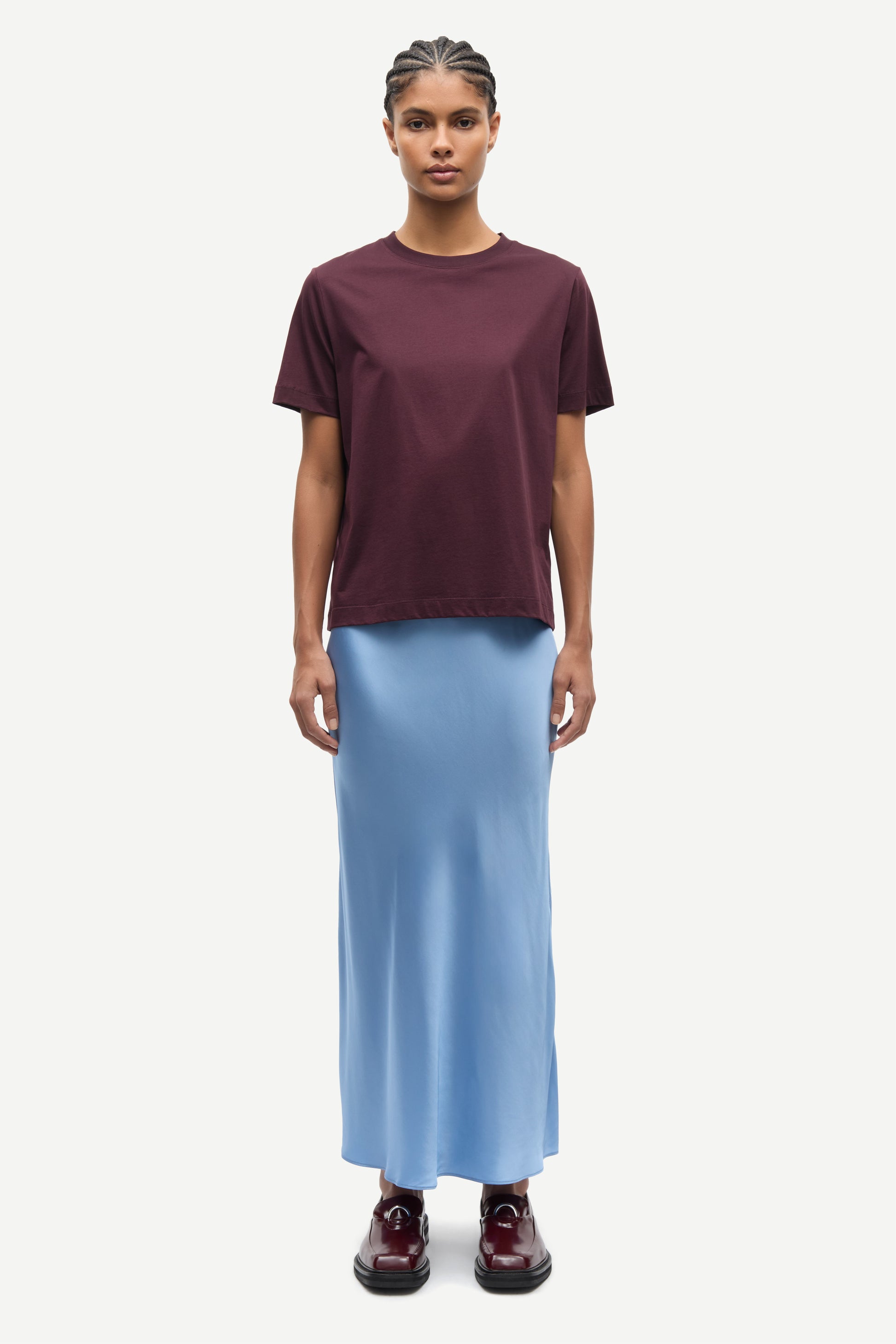 mid length elasticated waist slip skirt in light blue from samsoe model shot