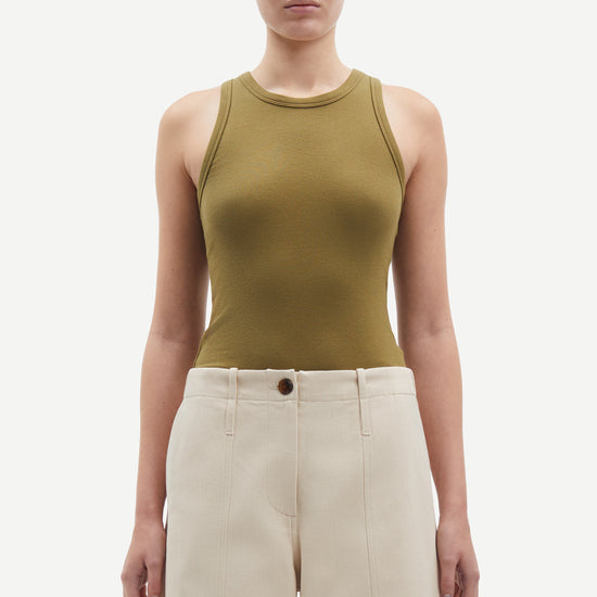 Vest shape rib t shirt in olive green