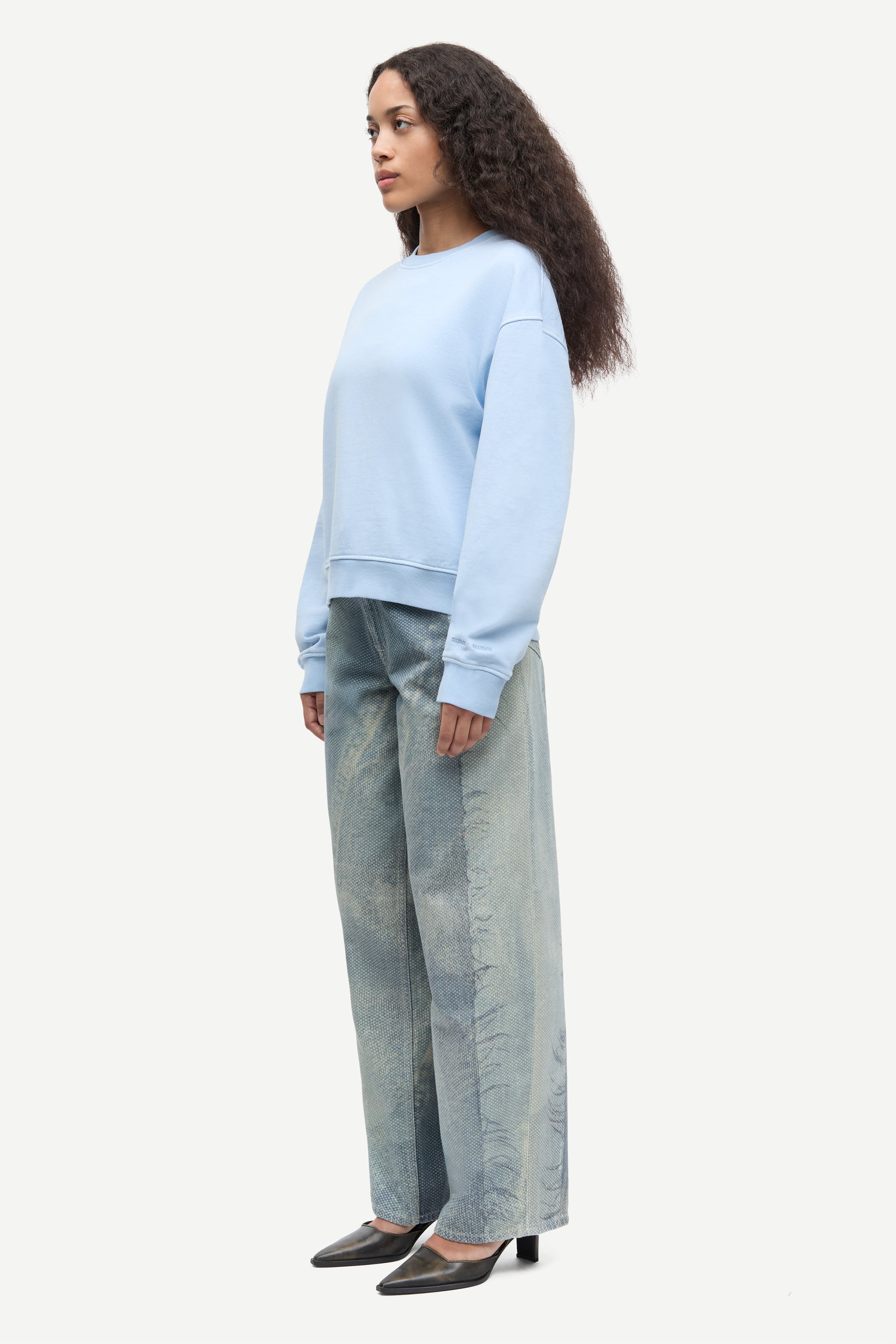 light blue round neck cotton jumper with rib detailing model shot