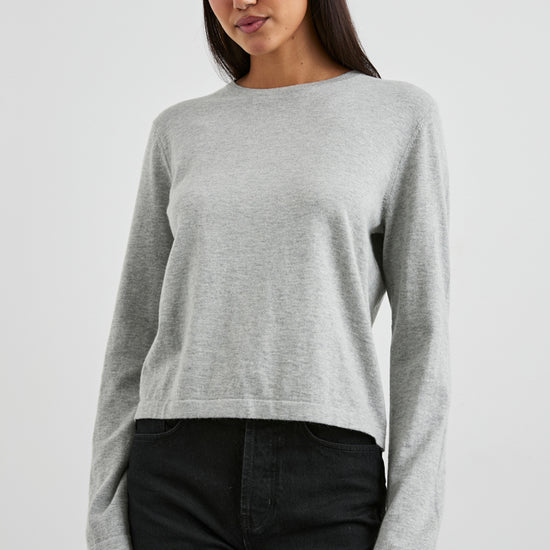 grey long sleeve cashmere mix op with round neck