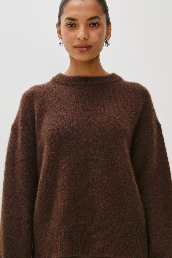 chocolate brown round neck relaxed fit cashmere mix jumper with rib detailing