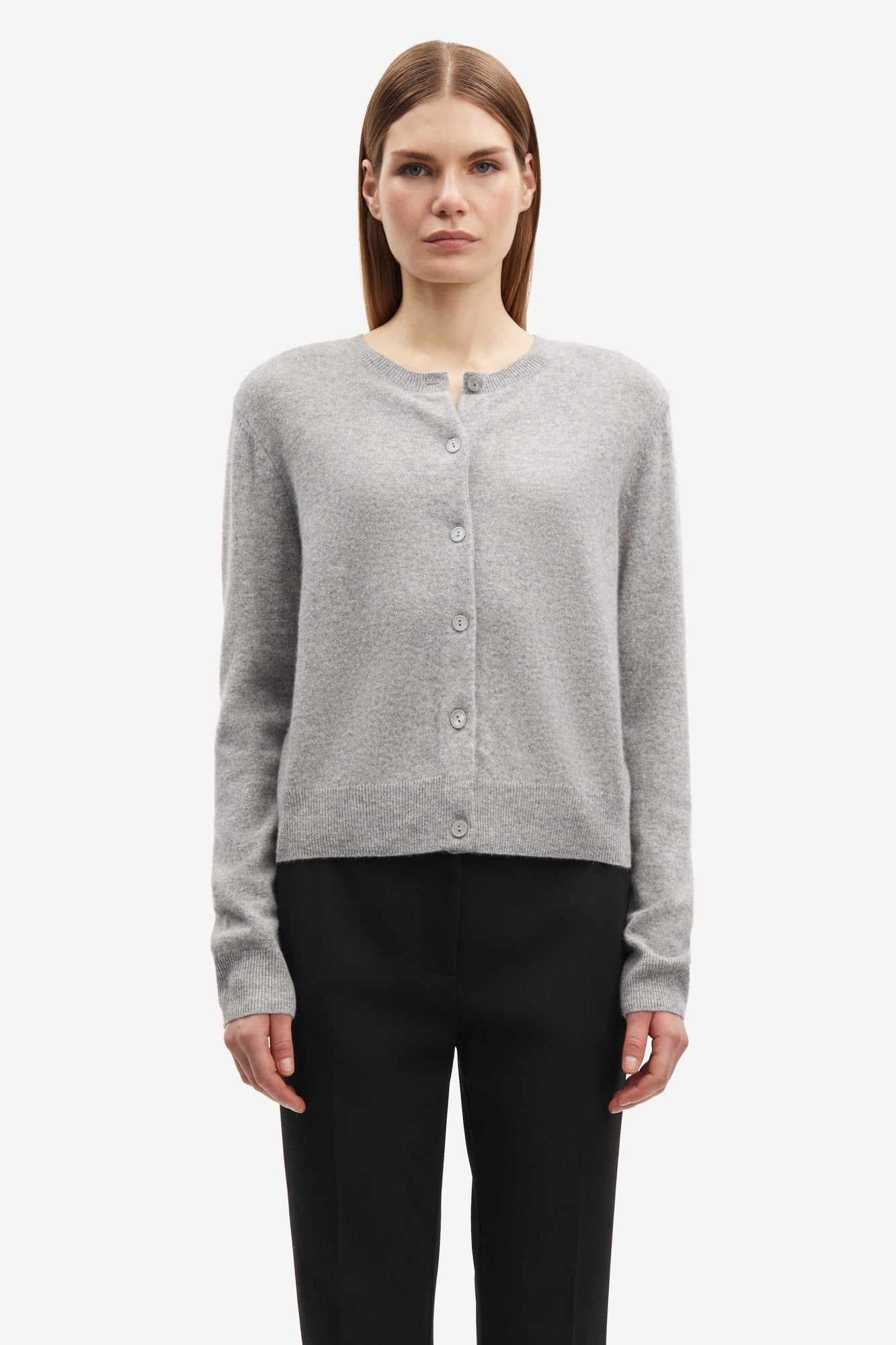 round neck grey mel cardigan with long sleeves from samsoe samsoe model shot