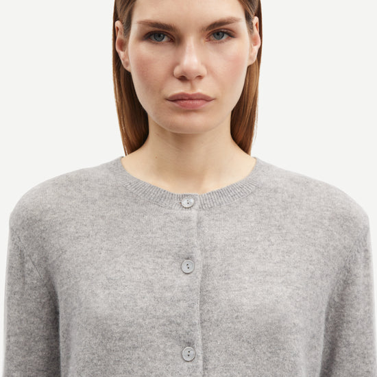 round neck grey mel cardigan with long sleeves from samsoe samsoe close up