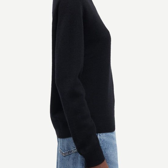 o neck black long sleeve jumper from samsoe samsoe side view