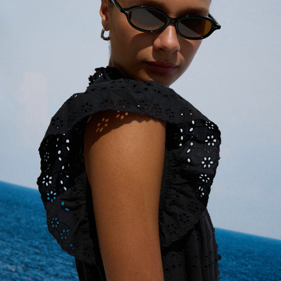 short ruffled sleeve midi dress with black grid design from rails close up