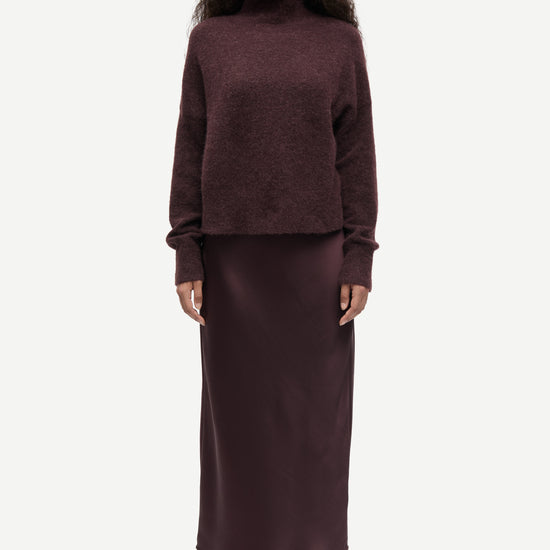 brown turtleneck wool  jumper from samsoe samsoe model shot