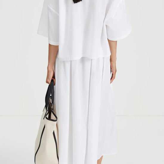 elasticated waist voluminous white cotton skirt  rear