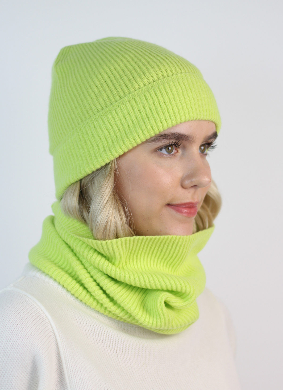 Ribbed beanie hat  Lime green 