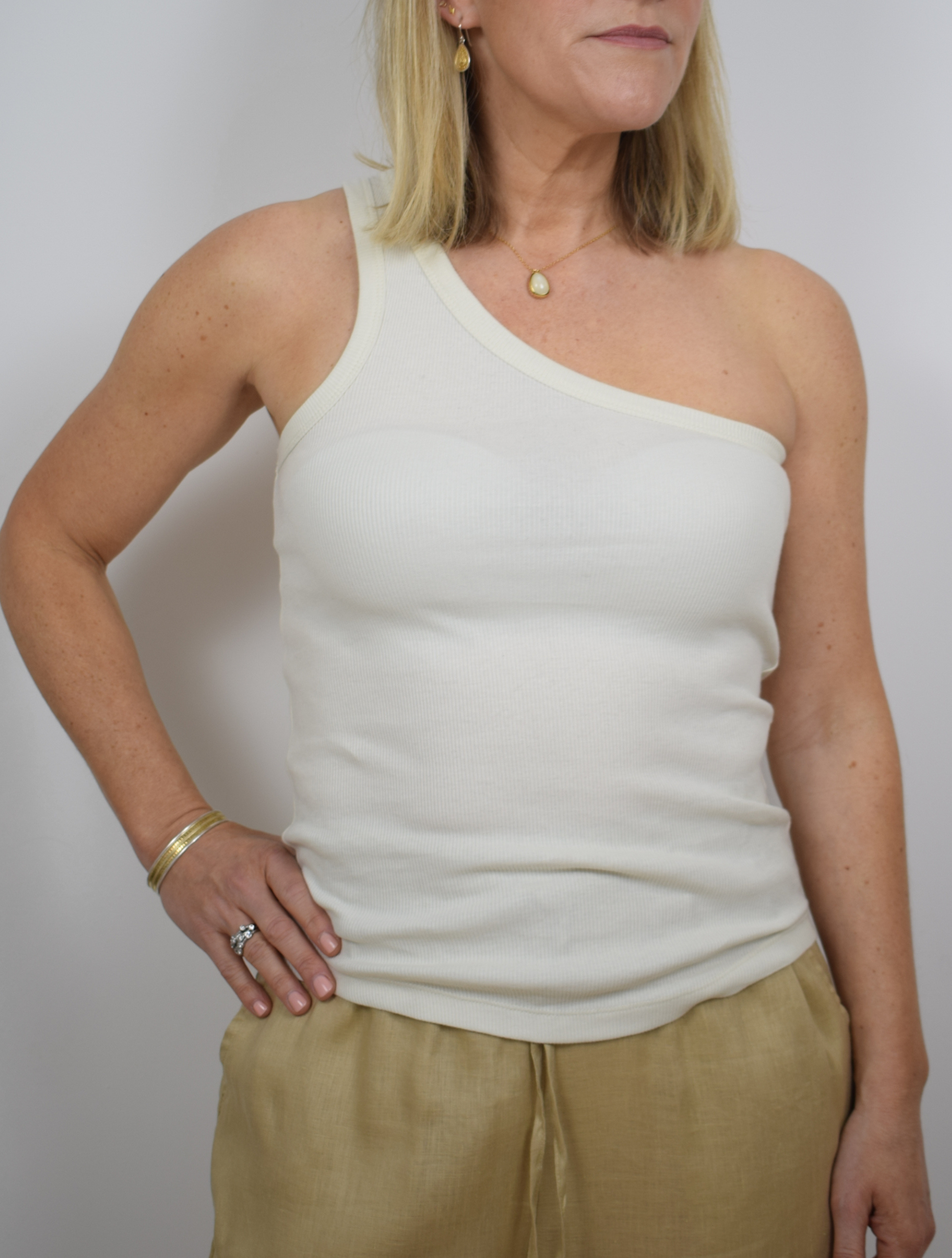 Ecru ribbed one shoulder top 