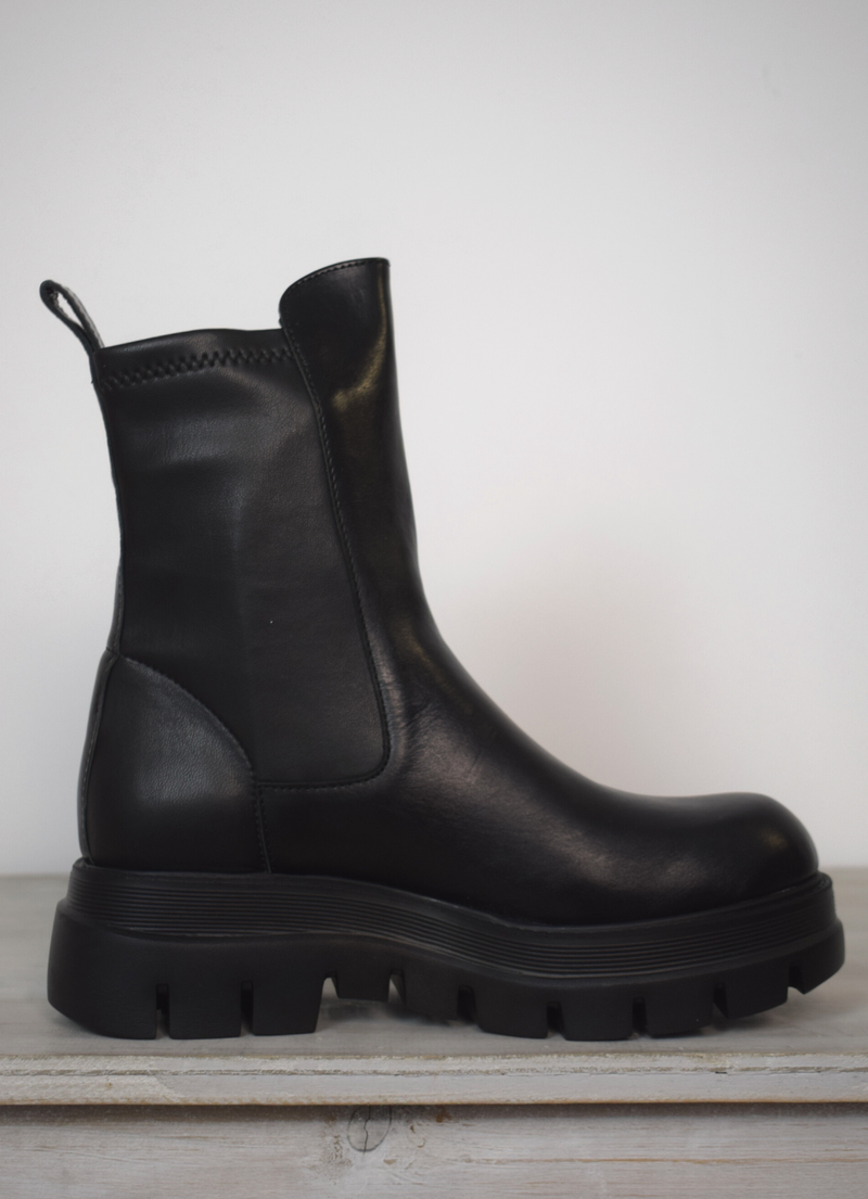 Black soft leather boot 