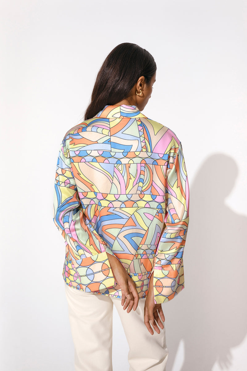 Geometric print shirt with classic collar in candy colours