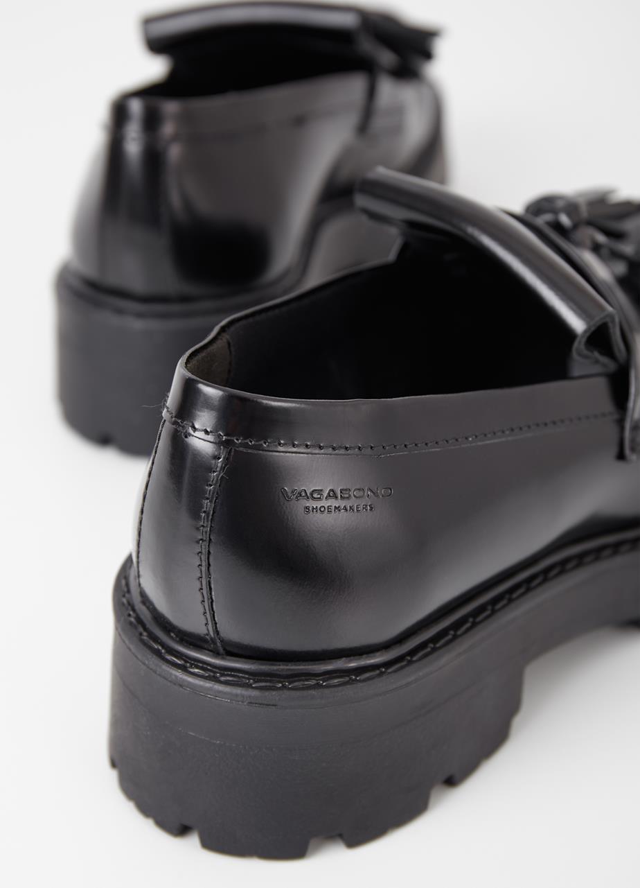 Black polished chunky tassel loafer