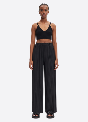 Black pleated trousers