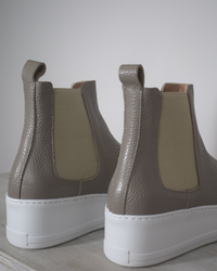 Bottolato High-Top Trainer Taupe