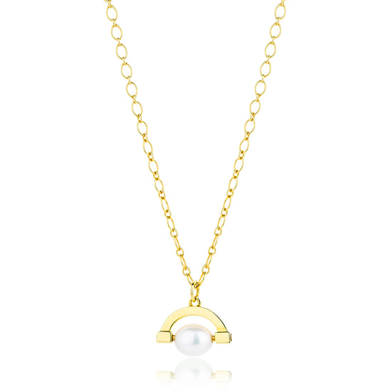 Gold plated sterling silver necklace with a pearl charm