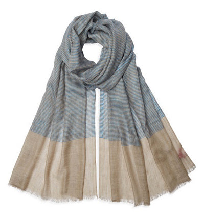 Cashmere pashmina in a natural colour with a blue stripe.