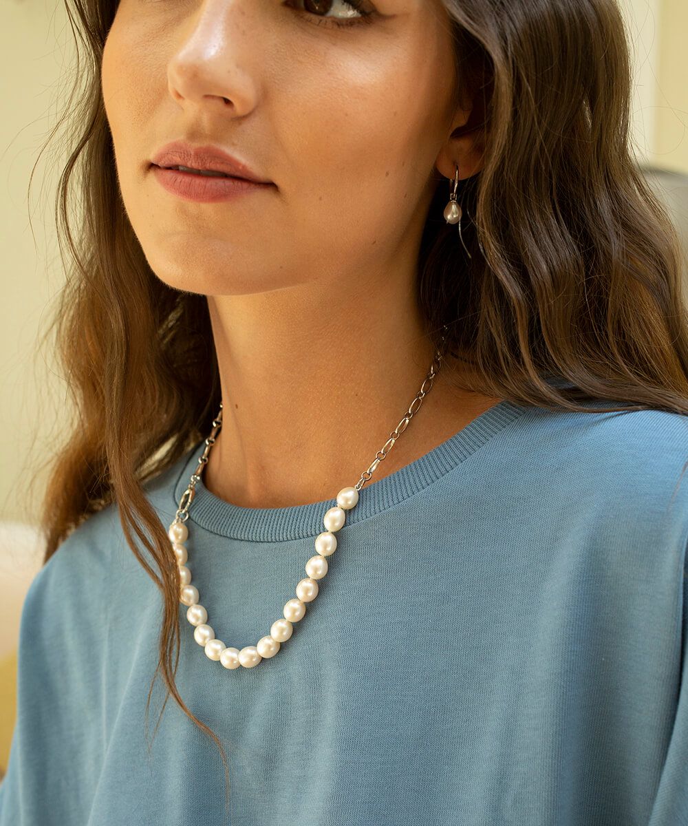 Freshwater pearl necklace with a belcher chain and oversize lobster clasp
