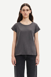 scoop neck cap sleeve organic cotton tshirt