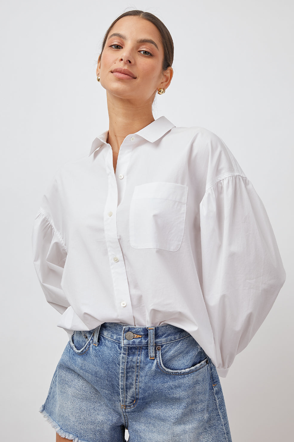 White collared shirt with balloon sleeve detail