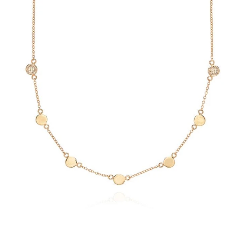Short necklace with gold discs