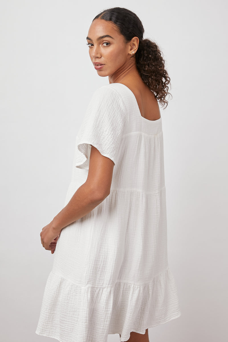 Square neck cotton dress white