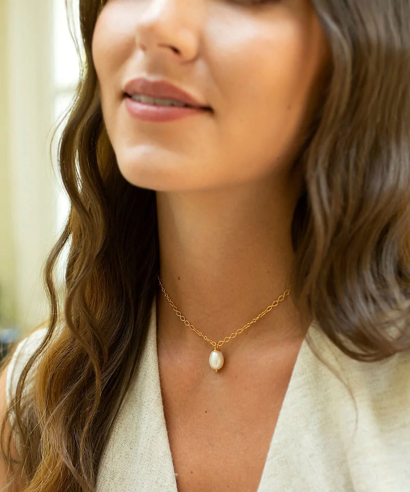 Gold plated sterling silver necklace with pearl drop