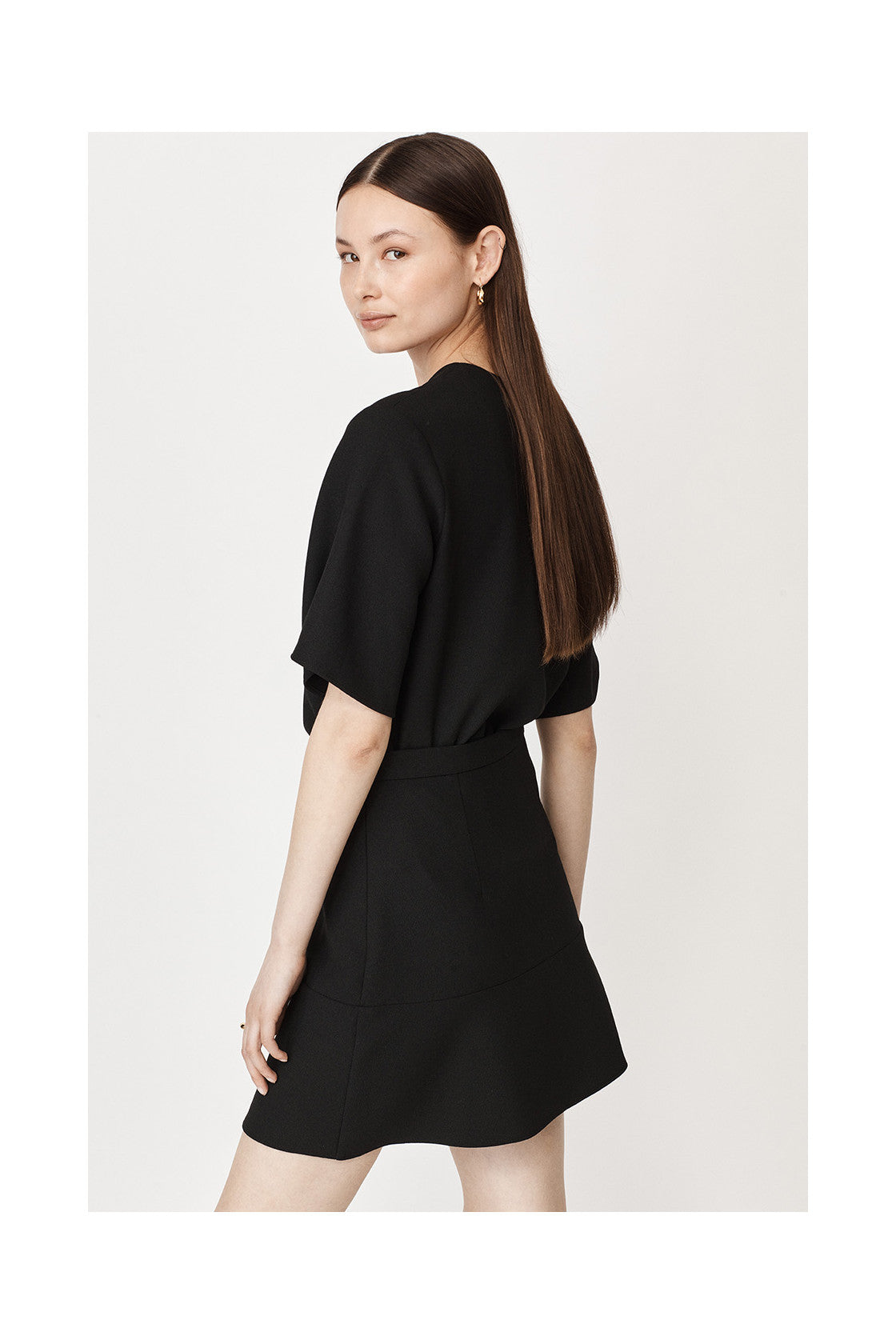 Black short skirt with fluted tier