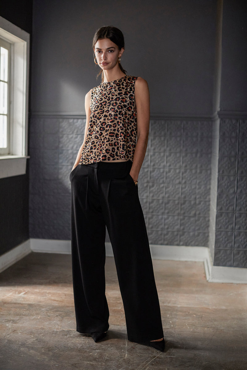 Wide leg trousers with a fixed waistband
